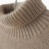 Bianca | Maglione Morbido con Collo Alto