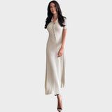 Rebecca | Vestito in Maglia con Scollatura a V e Bottoni