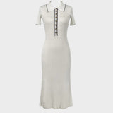 Rebecca | Vestito in Maglia con Scollatura a V e Bottoni