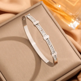 Bracciale Geometrico Aperto a Due Strati di Zirconio