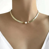 Collana greca con margherita in oro