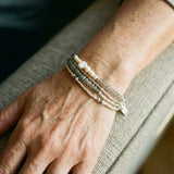 Set di braccialetti retro