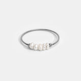 Anello in argento con perle d'acqua dolce classico